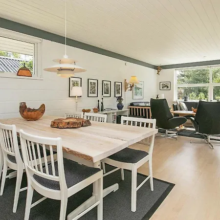 別荘 Two-bedroom In 6 Jerup