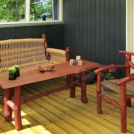 Holiday home Two-bedroom In 6