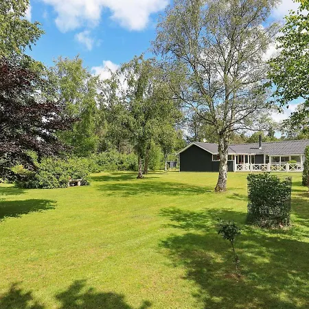 Two-bedroom In 6 * Jerup